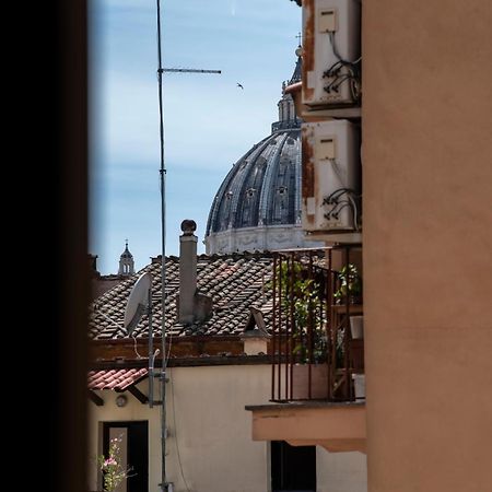 Vatican Boutique Apartment With St Peters Dome View Rome Exterior photo